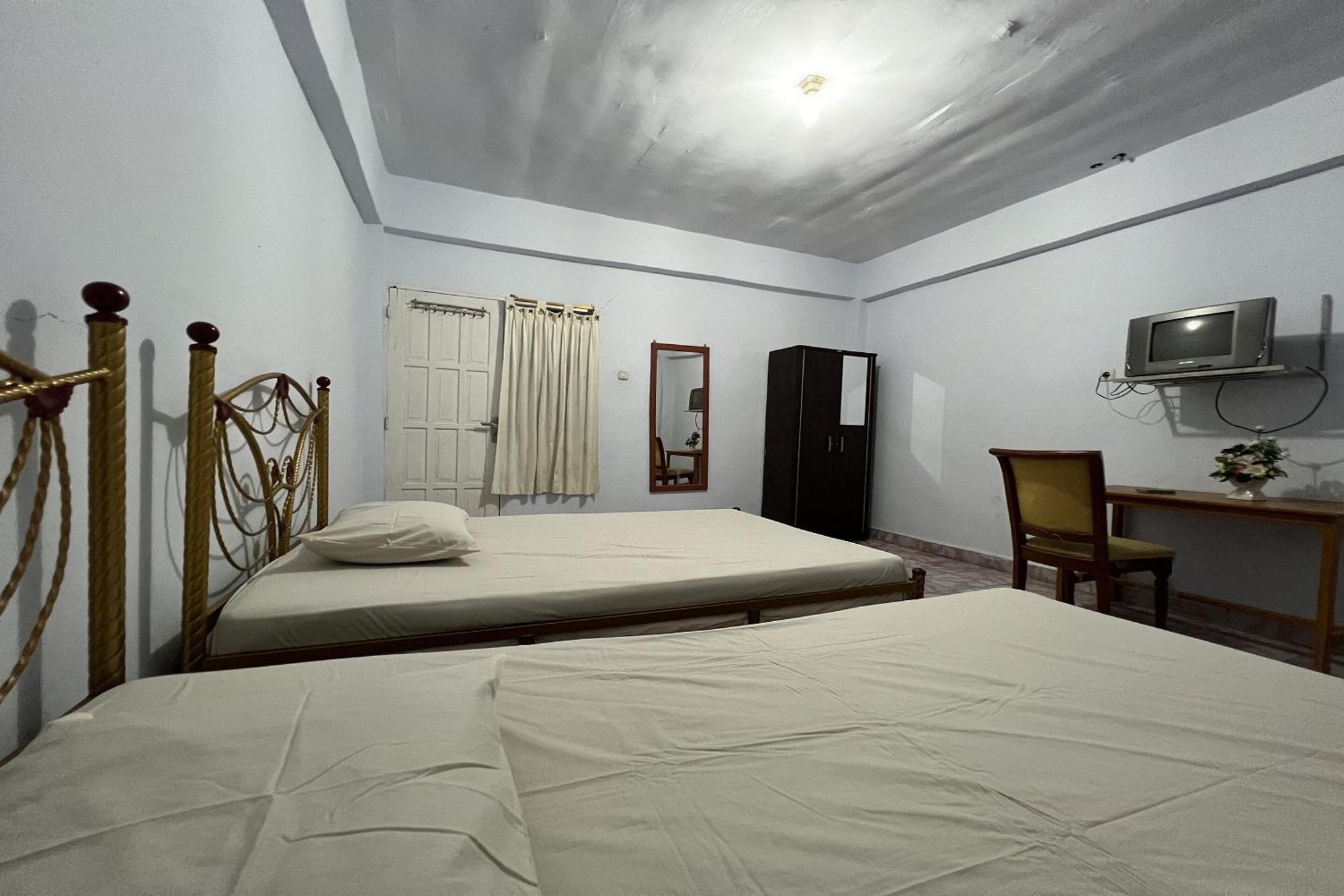 Oyo 91757 Surya Hotelneartaman Anggrek Pkk Watansoppeng Lalabata Ngoại thất bức ảnh